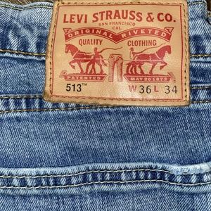 Levi's 513 Medium Wash Jeans 36x34